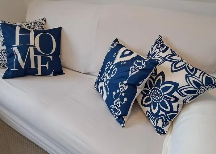 Apartment En Miono *